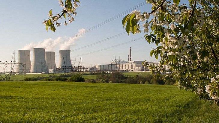 Czech-KHNP Dukovany contract signed after court lifts injunction